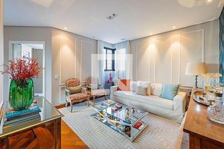 Apartamento à venda com 4 quartos, 240m² em Moema, São Paulo