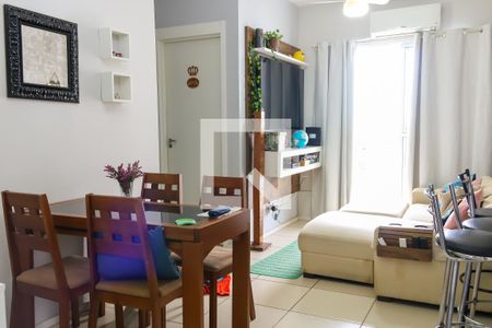 Sala de apartamento à venda com 2 quartos, 54m² em Del Castilho, Rio de Janeiro
