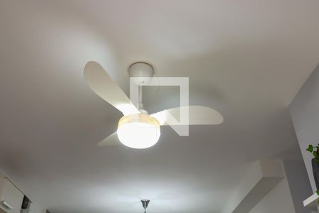 Sala de apartamento à venda com 2 quartos, 54m² em Del Castilho, Rio de Janeiro