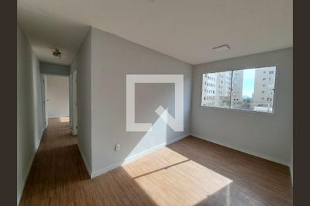 Sala de apartamento para alugar com 2 quartos, 42m² em Jardim do Lago, São Paulo
