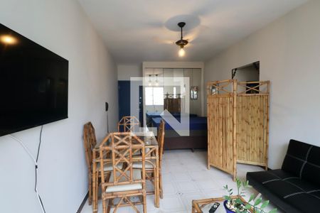 Sala de apartamento para alugar com 1 quarto, 50m² em Barra Funda, Guarujá