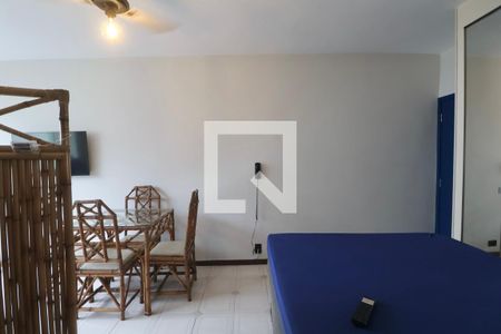 Quarto de apartamento para alugar com 1 quarto, 50m² em Barra Funda, Guarujá