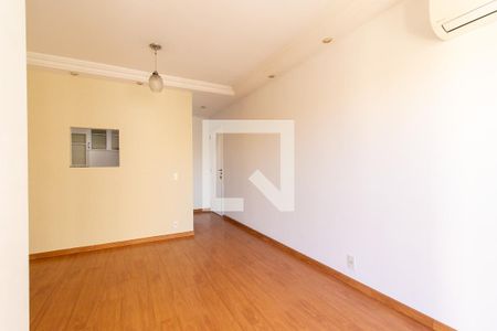 Sala de apartamento à venda com 3 quartos, 70m² em Vila Nova, Campinas