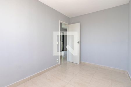 Quarto 1 de apartamento para alugar com 2 quartos, 60m² em Jardim das Flores, São Paulo