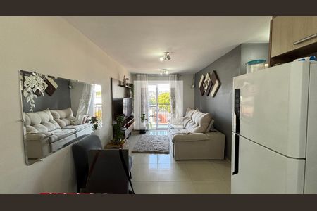 Sala  de apartamento para alugar com 2 quartos, 57m² em Vila Homero Thon, Santo André