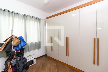 Quarto 1 de apartamento para alugar com 2 quartos, 70m² em Praça Seca, Rio de Janeiro