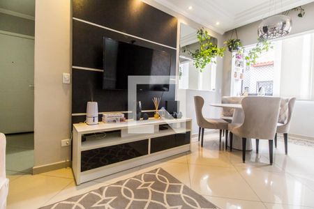 Sala de TV de apartamento à venda com 3 quartos, 69m² em Jardim Tupanci, Barueri