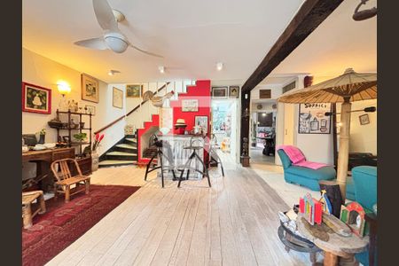 Sala de casa para alugar com 4 quartos, 400m² em Vila Olímpia, São Paulo