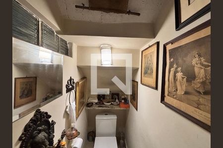 Lavabo de casa para alugar com 4 quartos, 400m² em Vila Olímpia, São Paulo