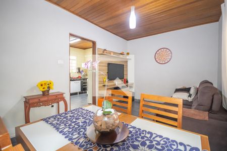 Sala de casa à venda com 2 quartos, 270m² em Jaguaribe, Osasco