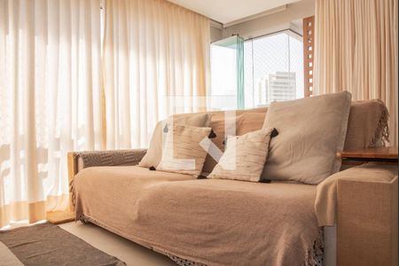 Sala de apartamento para alugar com 3 quartos, 97m² em Chácara Inglesa, São Paulo