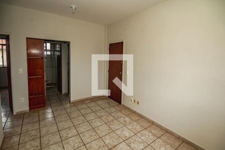 Sala de apartamento à venda com 2 quartos, 60m² em Floramar, Belo Horizonte