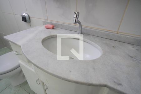 Banheiro Social de apartamento para alugar com 1 quarto, 100m² em Bom Jesus, Porto Alegre