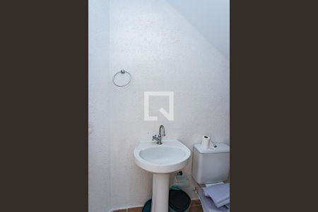 Lavabo de casa para alugar com 2 quartos, 80m² em Vila Nina, São Paulo