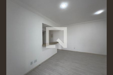 Sala de apartamento para alugar com 2 quartos, 60m² em Vila Valparaíso, Santo André