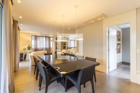 Sala de apartamento à venda com 4 quartos, 221m² em Paraíso, São Paulo