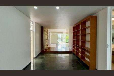 Sala de apartamento à venda com 4 quartos, 222m² em Sumarezinho, São Paulo