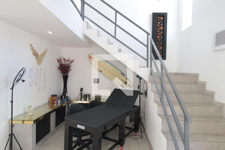 Sala de casa à venda com 4 quartos, 390m² em Braúnas, Belo Horizonte