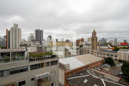 Vista Varanda Sala/Cozinha de apartamento à venda com 1 quarto, 32m² em Pinheiros, São Paulo