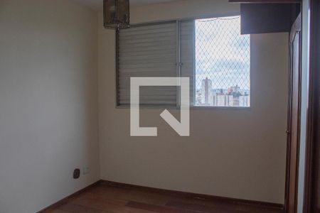 Quarto 1 de apartamento para alugar com 3 quartos, 123m² em Sagrada Família, Belo Horizonte