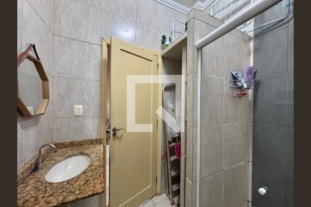 Banheiro de apartamento à venda com 1 quarto, 25m² em Copacabana, Rio de Janeiro