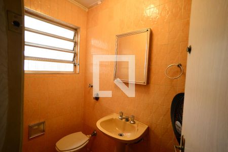 Lavabo de casa para alugar com 3 quartos, 320m² em Jardim da Gloria, São Paulo