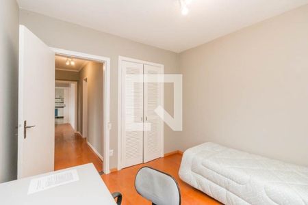 Quarto 1 de apartamento para alugar com 3 quartos, 88m² em Santa Maria Goretti, Porto Alegre