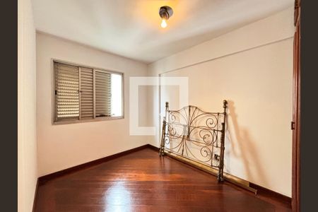 Quarto de apartamento à venda com 2 quartos, 80m² em Vila Nova Conceição, São Paulo