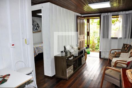Sala de casa à venda com 2 quartos, 171m² em Jardim Peri, São Paulo