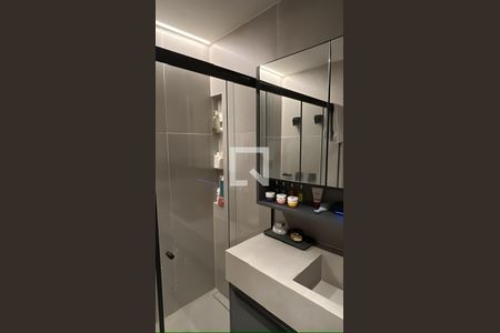 Banheiro de apartamento para alugar com 2 quartos, 81m² em Jacarepaguá, Rio de Janeiro