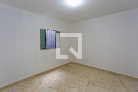 Quarto 2 de casa para alugar com 2 quartos, 68m² em Parque Ipe, São Paulo
