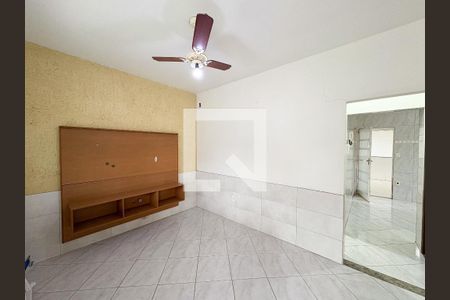 Sala de casa para alugar com 2 quartos, 49m² em Guaratiba, Rio de Janeiro