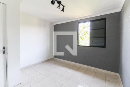 Quarto 1 de apartamento para alugar com 2 quartos, 49m² em Conjunto Residencial José Bonifácio, São Paulo