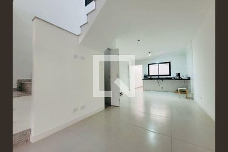 Casa à venda com 3 quartos, 110m² em Jardim Alzira, São Paulo