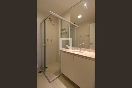 Banheiro da Suíte 1 de apartamento para alugar com 3 quartos, 140m² em Vila Olímpia, São Paulo