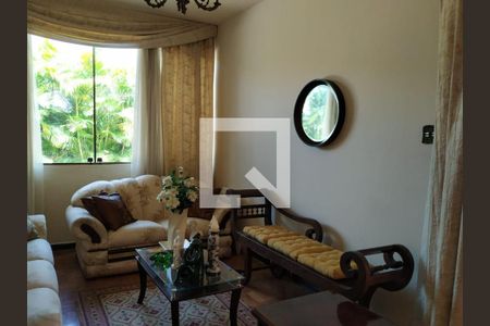 Casa à venda com 3 quartos, 264m² em Jardim America, Belo Horizonte
