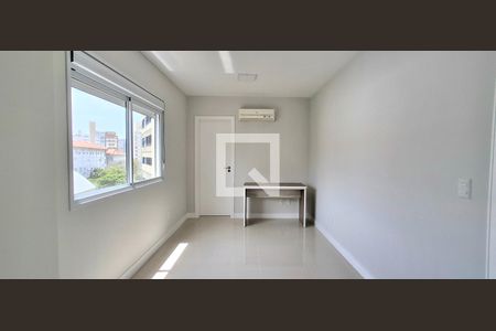 Suíte  de apartamento para alugar com 2 quartos, 65m² em Centro, Florianópolis