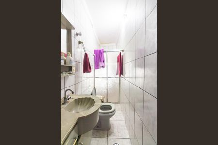 Banheiro 1 de casa à venda com 2 quartos, 160m² em Vila Yolanda, Osasco