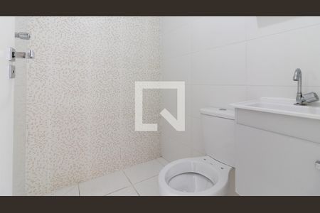 Banheiro de apartamento para alugar com 1 quarto, 32m² em Vila Guilhermina, São Paulo