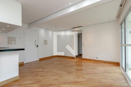 Sala de apartamento para alugar com 2 quartos, 74m² em Santo Amaro, São Paulo