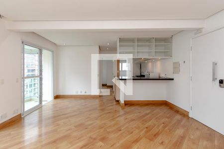 Sala de apartamento para alugar com 2 quartos, 74m² em Santo Amaro, São Paulo