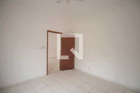 Quarto  de casa para alugar com 2 quartos, 90m² em Colubandê, São Gonçalo