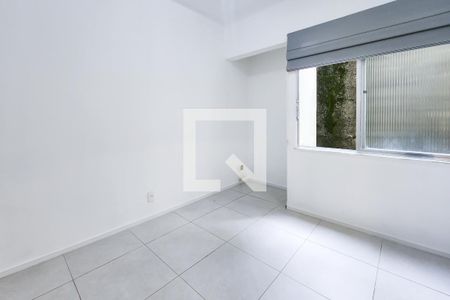 Sala 1 de apartamento à venda com 3 quartos, 80m² em Cosme Velho, Rio de Janeiro