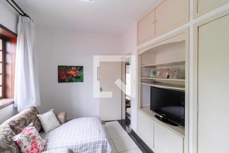 Quarto 1 de casa à venda com 4 quartos, 193m² em Itapoã, Belo Horizonte