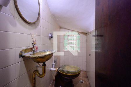 Lavabo de casa para alugar com 3 quartos, 160m² em Vila Brasilio Machado, São Paulo