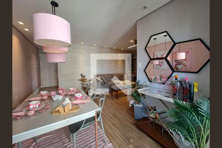Sala de apartamento para alugar com 3 quartos, 79m² em City Bussocaba, Osasco