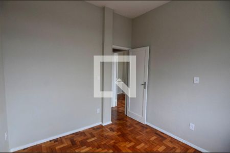 Quarto 1 de apartamento para alugar com 2 quartos, 58m² em Imperial de São Cristóvão, Rio de Janeiro