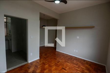 Sala de apartamento para alugar com 2 quartos, 58m² em Imperial de São Cristóvão, Rio de Janeiro