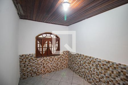Quarto 1 de casa para alugar com 2 quartos, 60m² em Vila São Luís, Nova Iguaçu