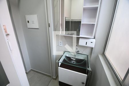 Lavabo de apartamento à venda com 1 quarto, 45m² em Centro, Campinas